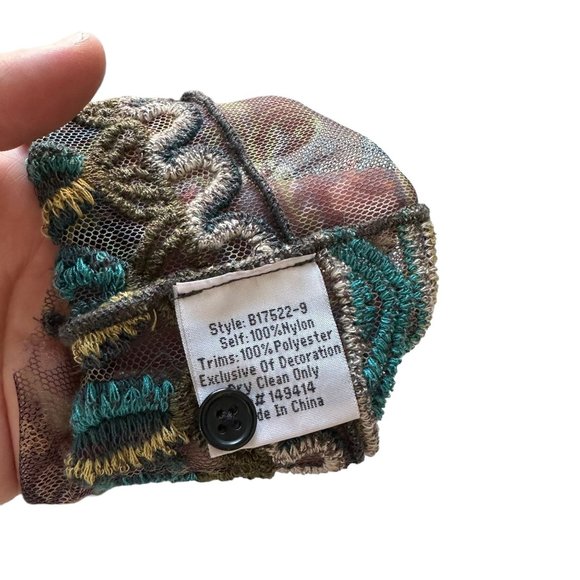 Johnny Was MEDIUM Renley Floral Embroidered Sheer Ruffle 3/4 Length Sleeve Top - Picture 12 of 12